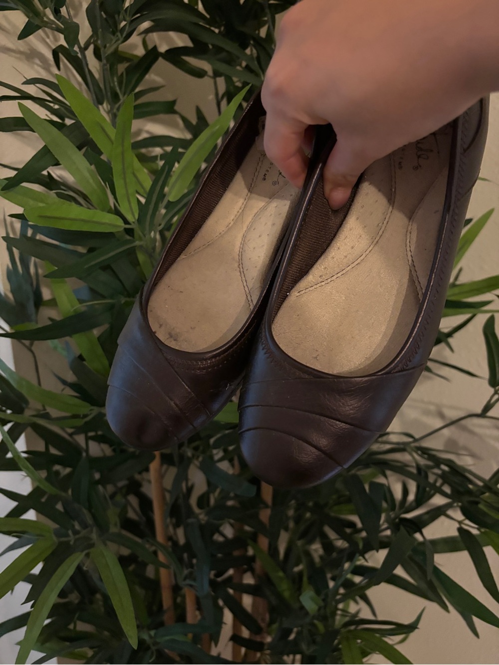 Life Stride Comfort  Brown Leather Women's Ballet Flats size 7